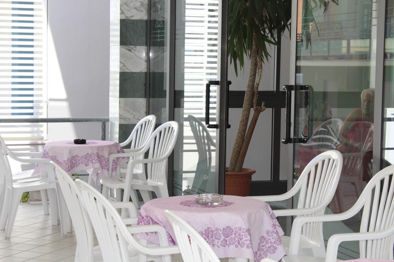 Hotel American Bellaria – Igea Marina Kültér fotó