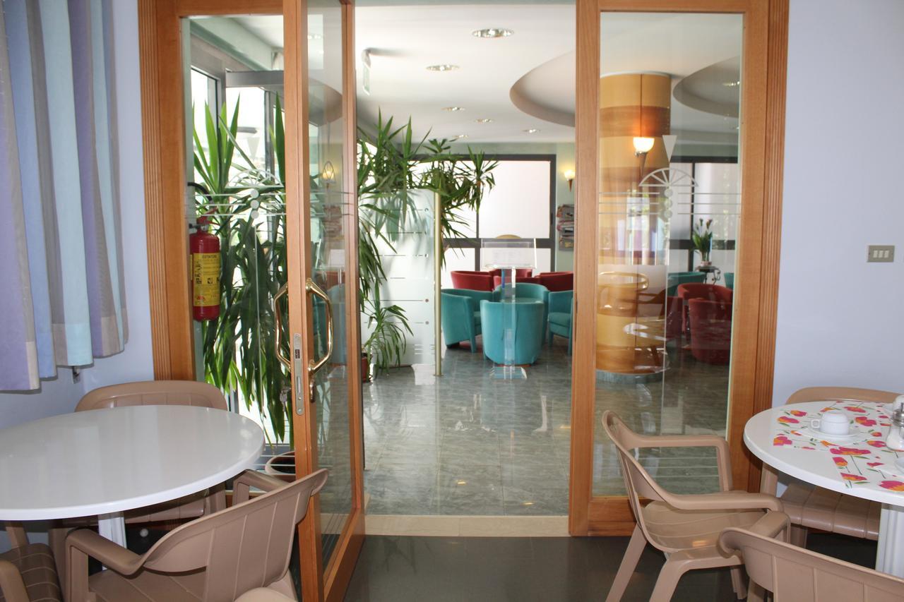 Hotel American Bellaria – Igea Marina Kültér fotó